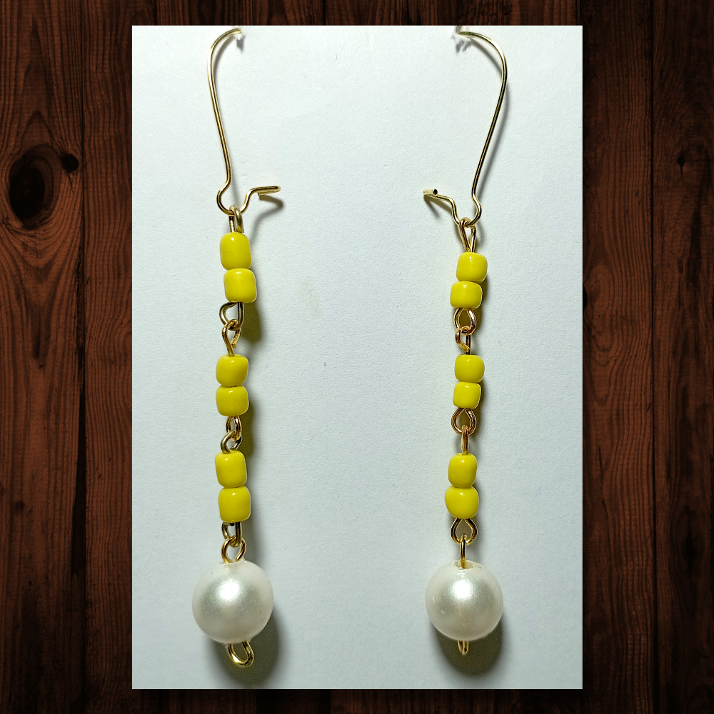 
                  
                    Off-white and Yellow Beaded Earrings
                  
                