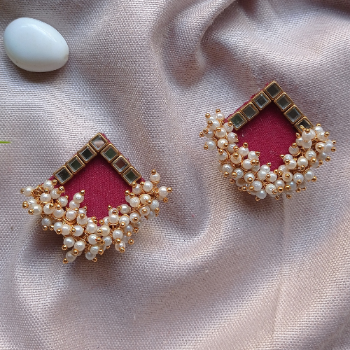 Buy Antique Moti Earring With Gold Plating 216941 | Kanhai Jewels