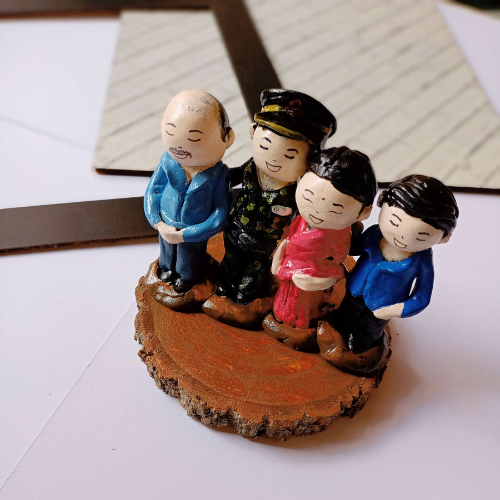 Customised Family table top miniature | gift for family and parents