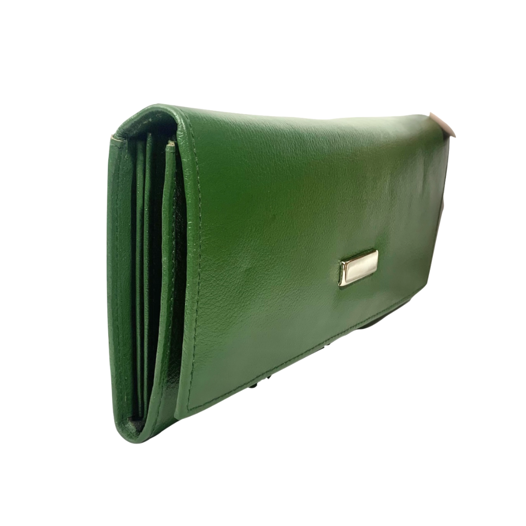 
                  
                    Women Green Leather Wallet
                  
                
