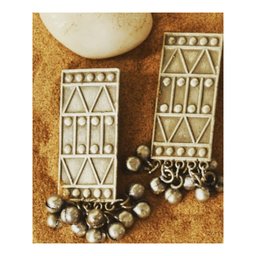 Oxidized Studs