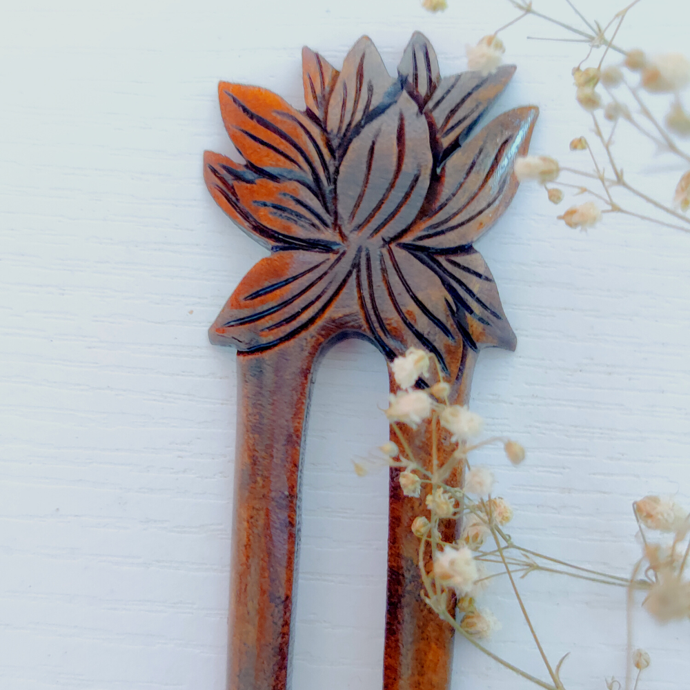 Lily Wooden Handcarved Hairfork