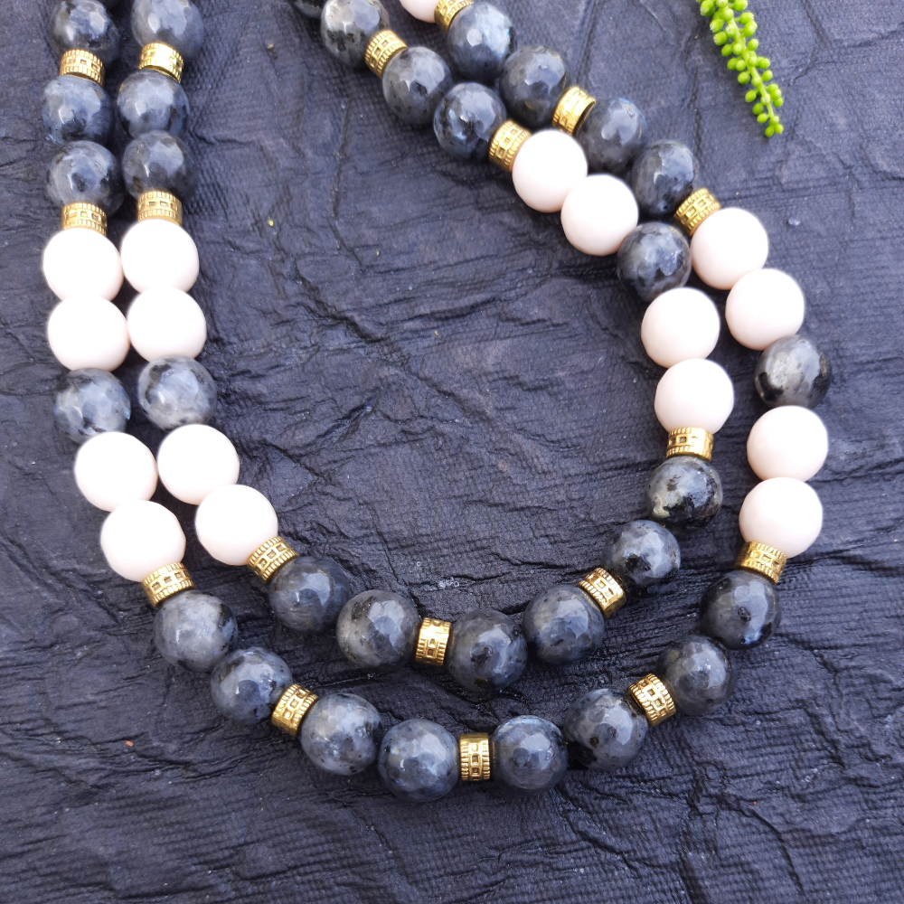 
                  
                    Double Layer Light Peach and Dark Grey Agate Beads Necklace
                  
                