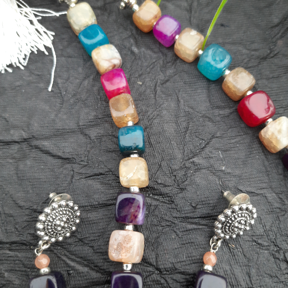 Coral Colour Beads Necklace – Zivar Creations
