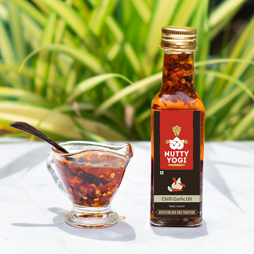 Nutty Yogi Roasted Chilli Garlic Oil (100ml)